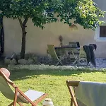 La Cour Souveraine - Omaha 3* Mosles