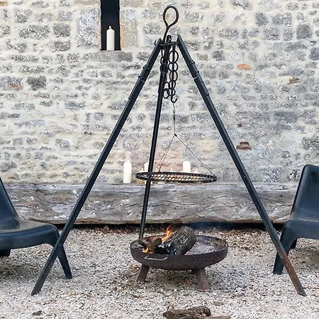 De Charme La Cour Souveraine Mosles