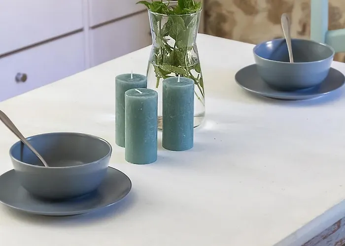 La Cour Souveraine - Omaha 3*