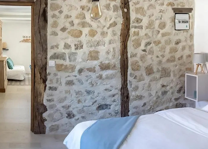 La Cour Souveraine - Omaha Penzion 3*