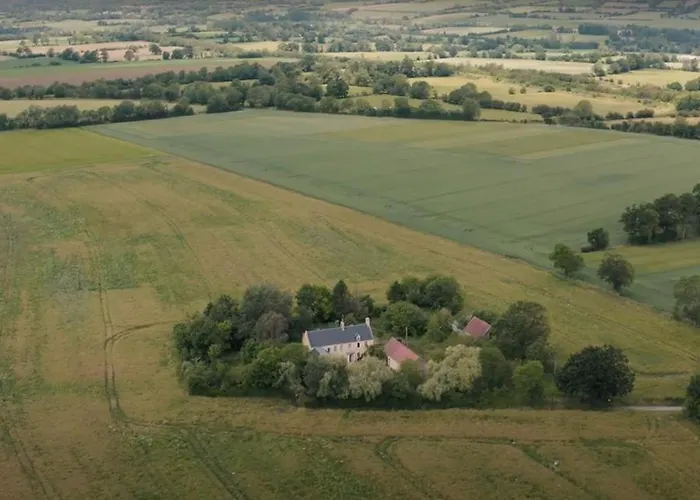 La Cour Souveraine - Omaha Penzion